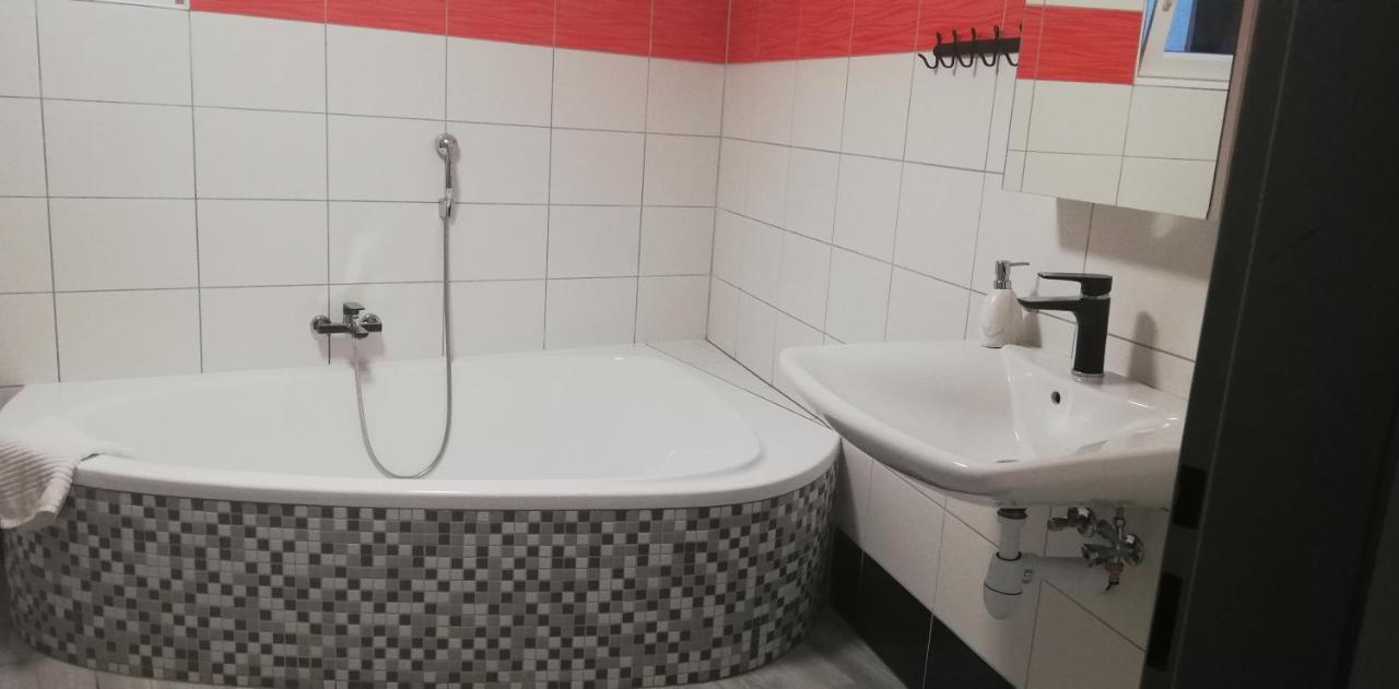 Penzion Kravín Bosilec Esterno foto